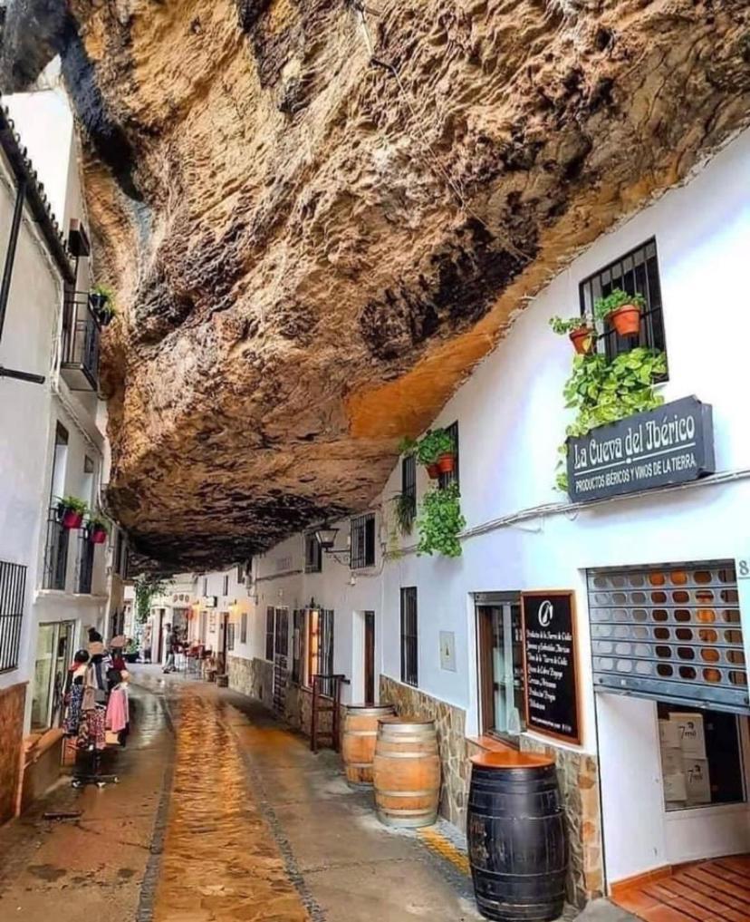 Setenil De Las Bodegas Casa Cueva “El Refugio En La Cueva” 빌라 외부 사진